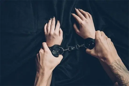 西檬之家-字母圈子中的践踏癖探索指南